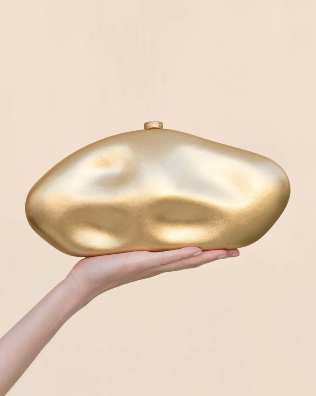 Caldera Clutch